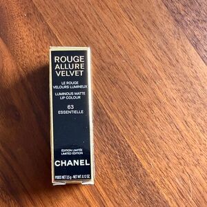 Chanel Rouge Allure Velvet 63 Essentielle Luminous Matte Lip Colour - new